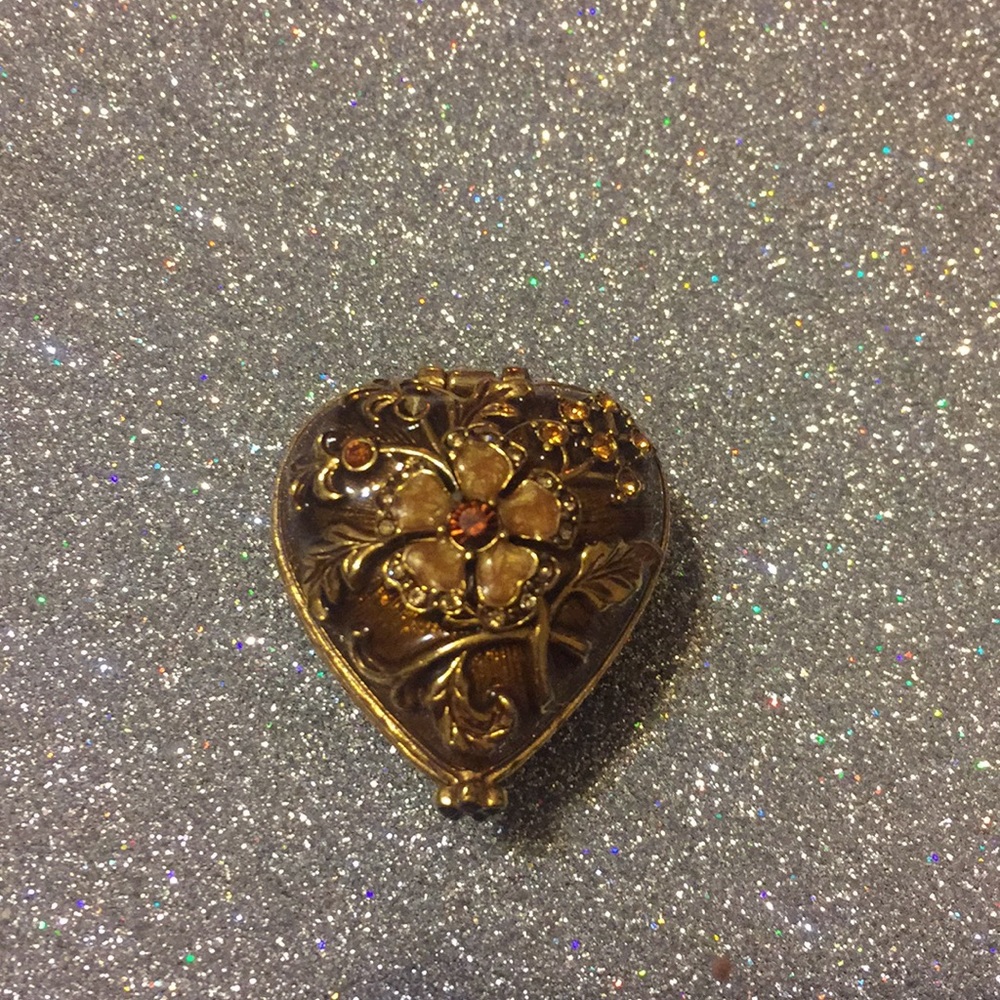 Gold Jay Strongwater Heart Trinket